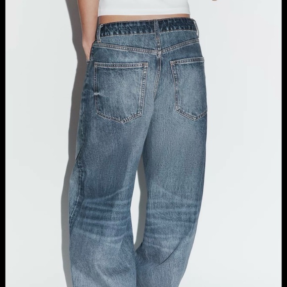 Zara Oversized Wide-Leg Washed Denim Jeans - Light Blue - Picture 5 of 10